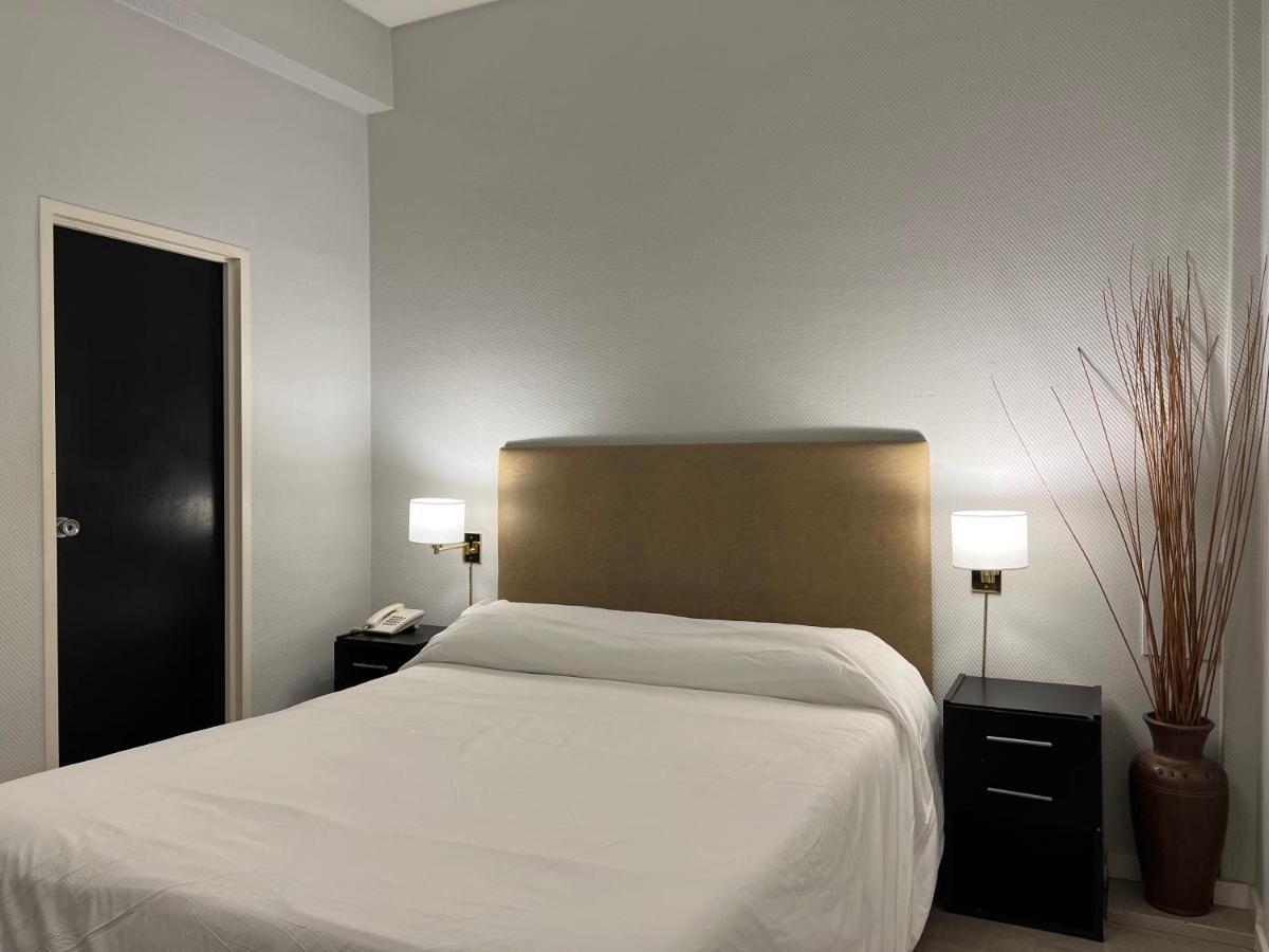 Hotel La Perla Buenos Aires Bagian luar foto