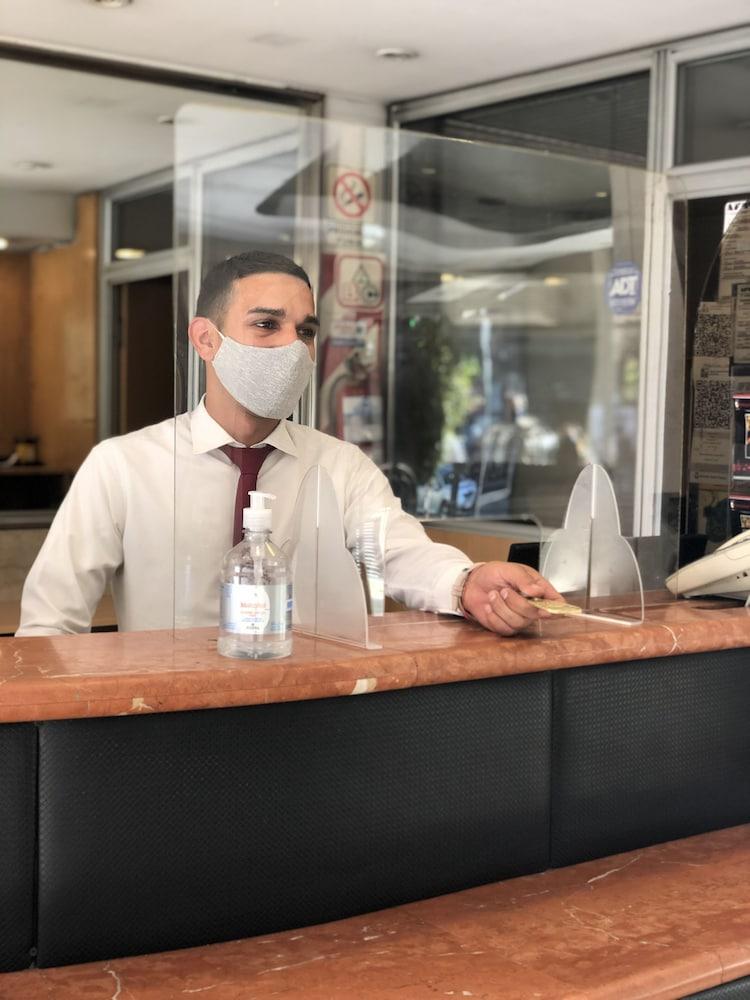 Hotel La Perla Buenos Aires Bagian luar foto