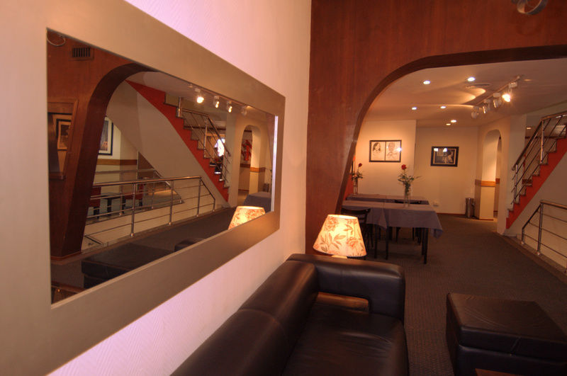 Hotel La Perla Buenos Aires Bagian luar foto